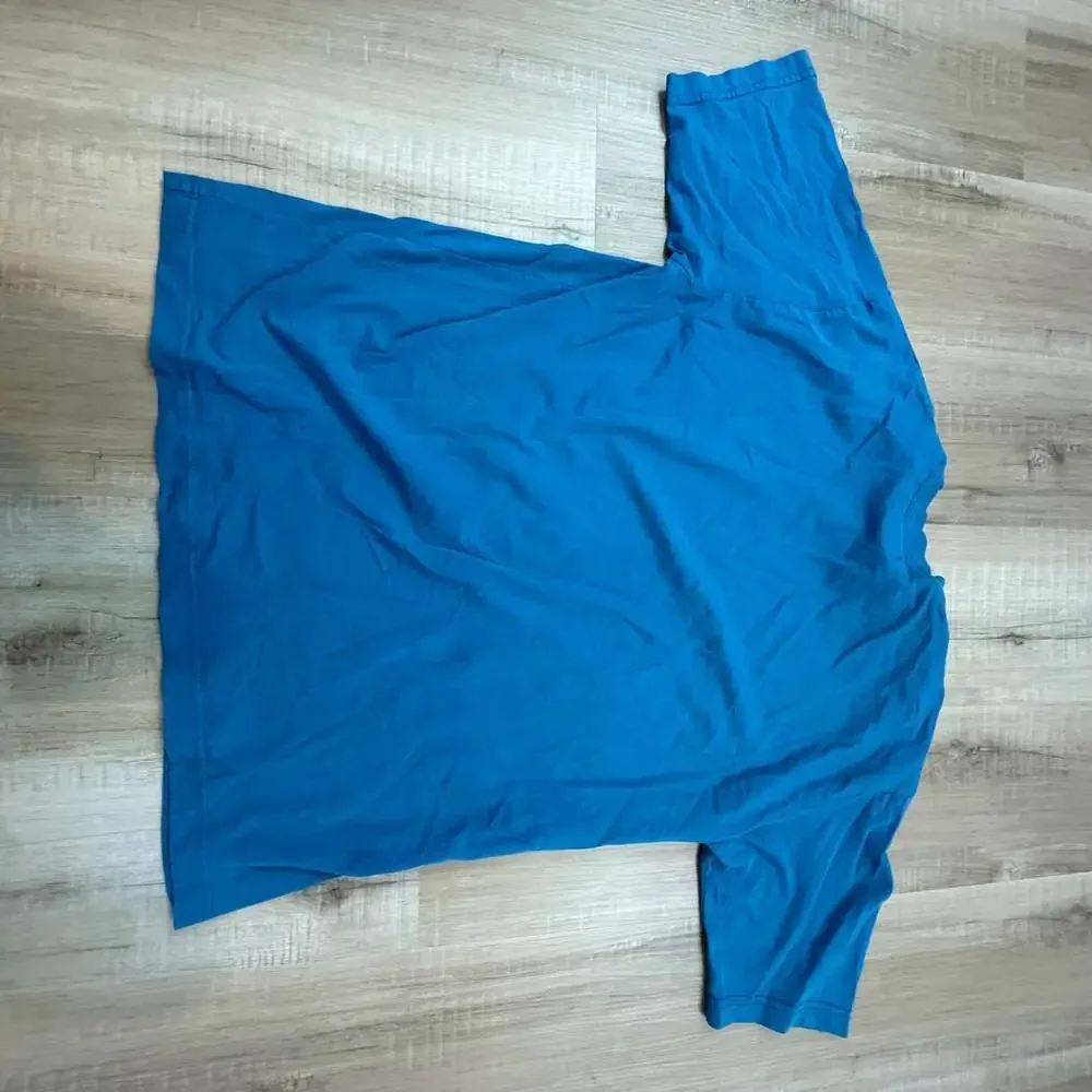 Levi's Planet Graphic Blue Short Sleeve T-Shirt Size L
